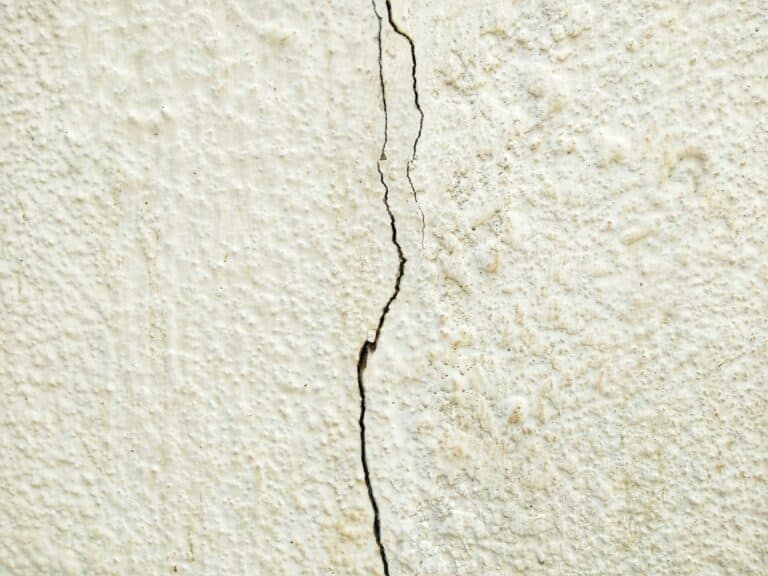 fissure sur un mur